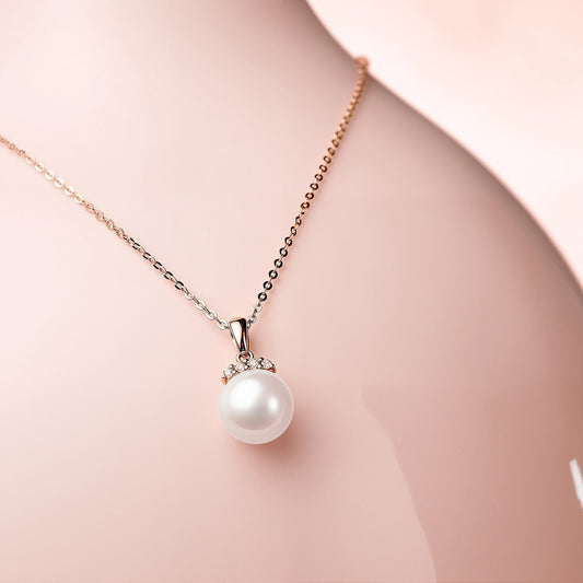 Caressa Akoya Pearl Necklace 18K Gold Natural Diamond 7.5-8mm