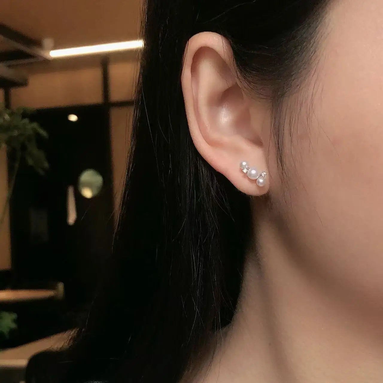 Minimalist S925 Natural Freshwater Pearl Stud Earrings 0.14-0.20 Inch White