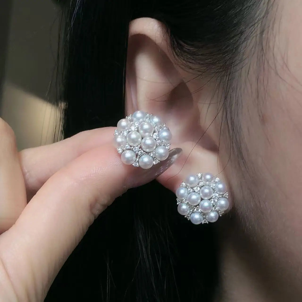 Freshwater Pearl Stud Earrings 3-4mm Round 925 Silver