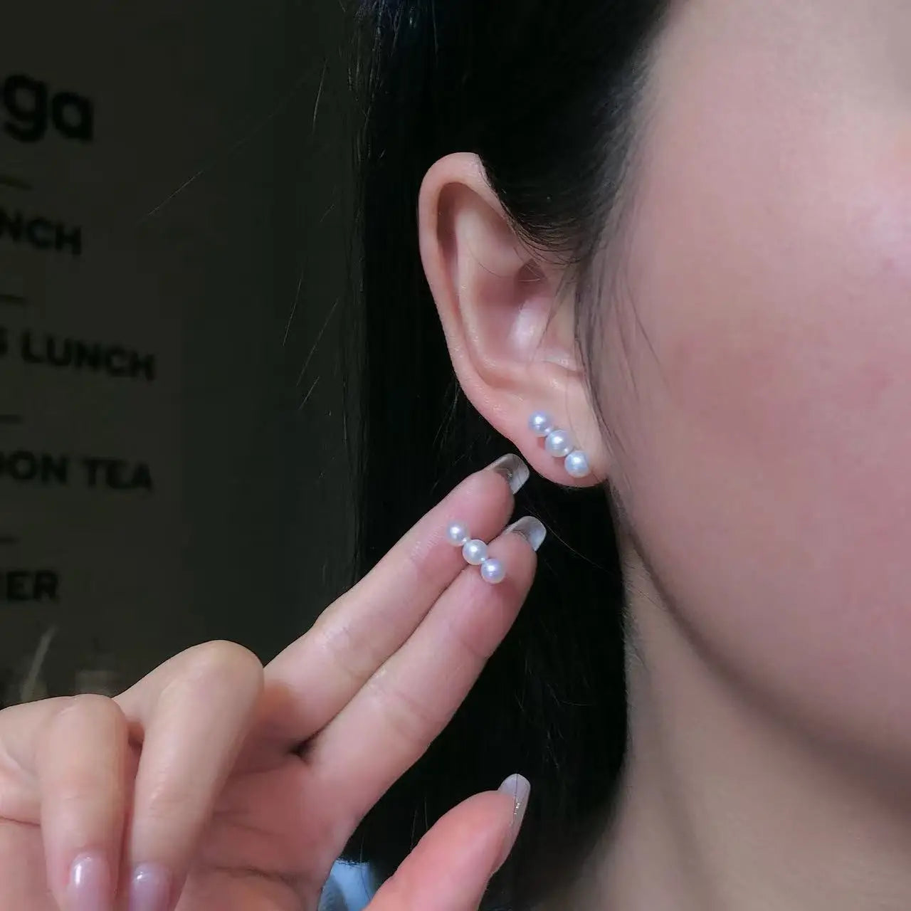 Minimalist Freshwater Pearl Stud Earrings S925 Sterling Silver 4mm Round